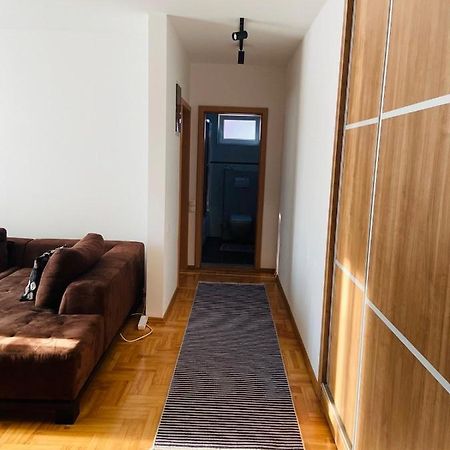 My Place Prisztina Zewnętrze zdjęcie