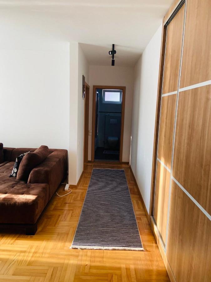My Place Prisztina Zewnętrze zdjęcie